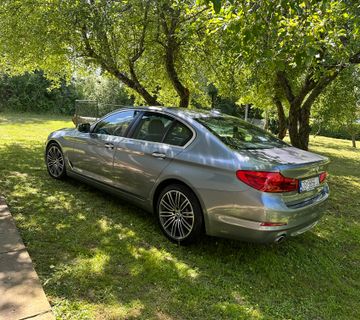 Bmw g30 520i 2018 - cover