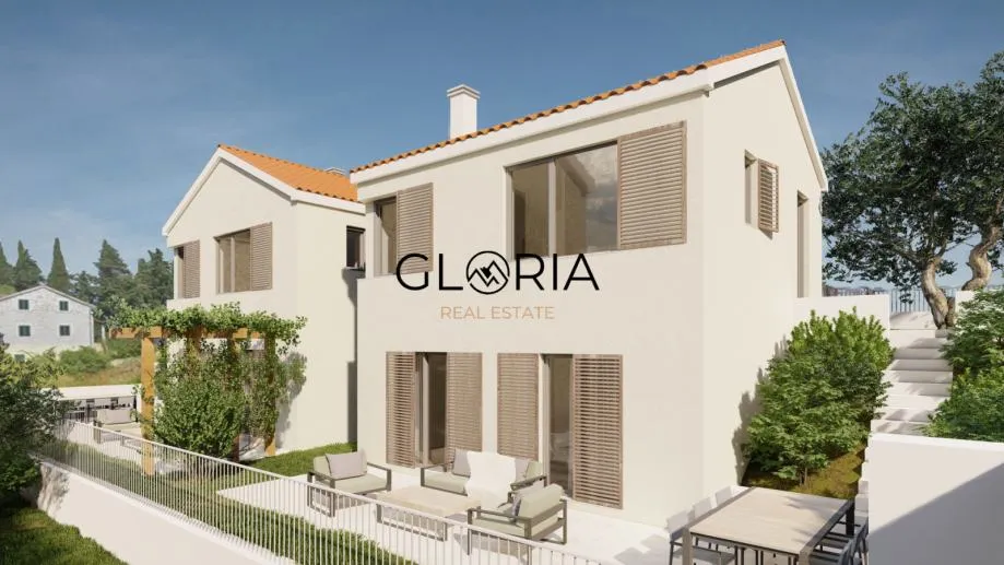 Škrip, građevinsko zemljište 412 m2, sa građ. dozvolom i kućom roh-bau - cover