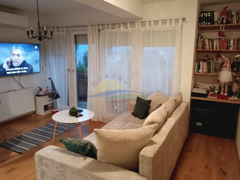 Stan: Zagreb,Stenjevec, Savska Opatovina, 60m2, 2k, VPM (prodaja) - cover