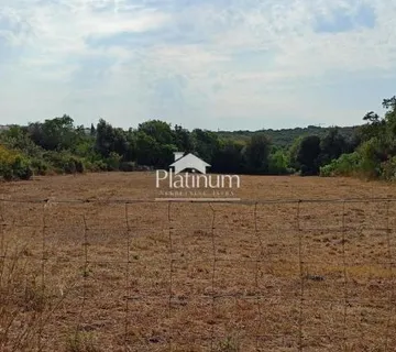 Istra, okolica Fažane, građevinsko zemljište turističke namjene - cover