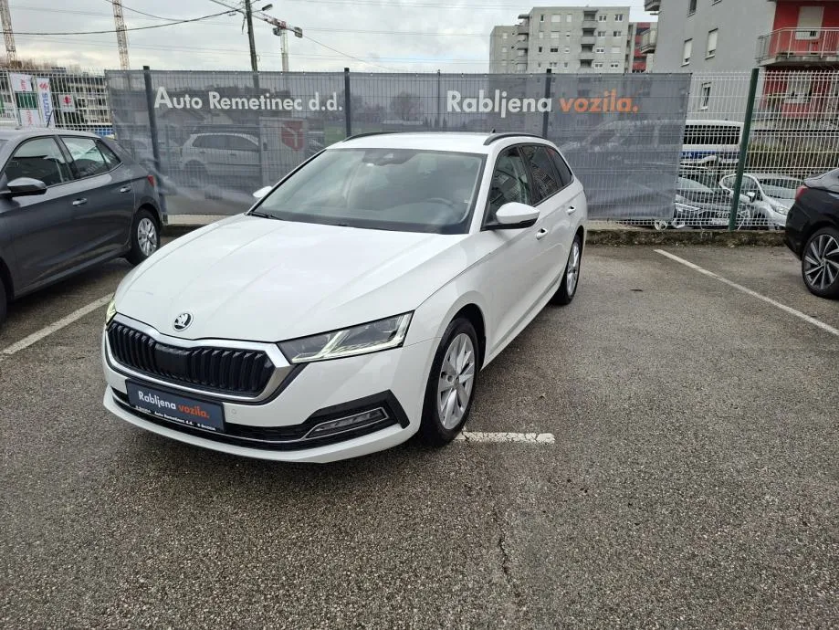 Škoda Octavia Combi 2,0 TDI Style - cover