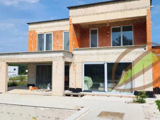 Istra Labin prekrasna vila s bazenom novogradnja - cover