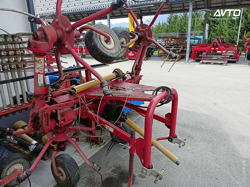 3046301