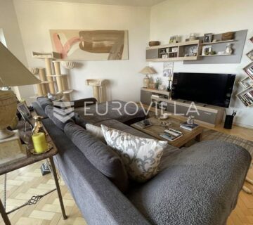 Opatija - Centar, predivan komforan četverosoban stan 125 m2 s pogledom na more - cover