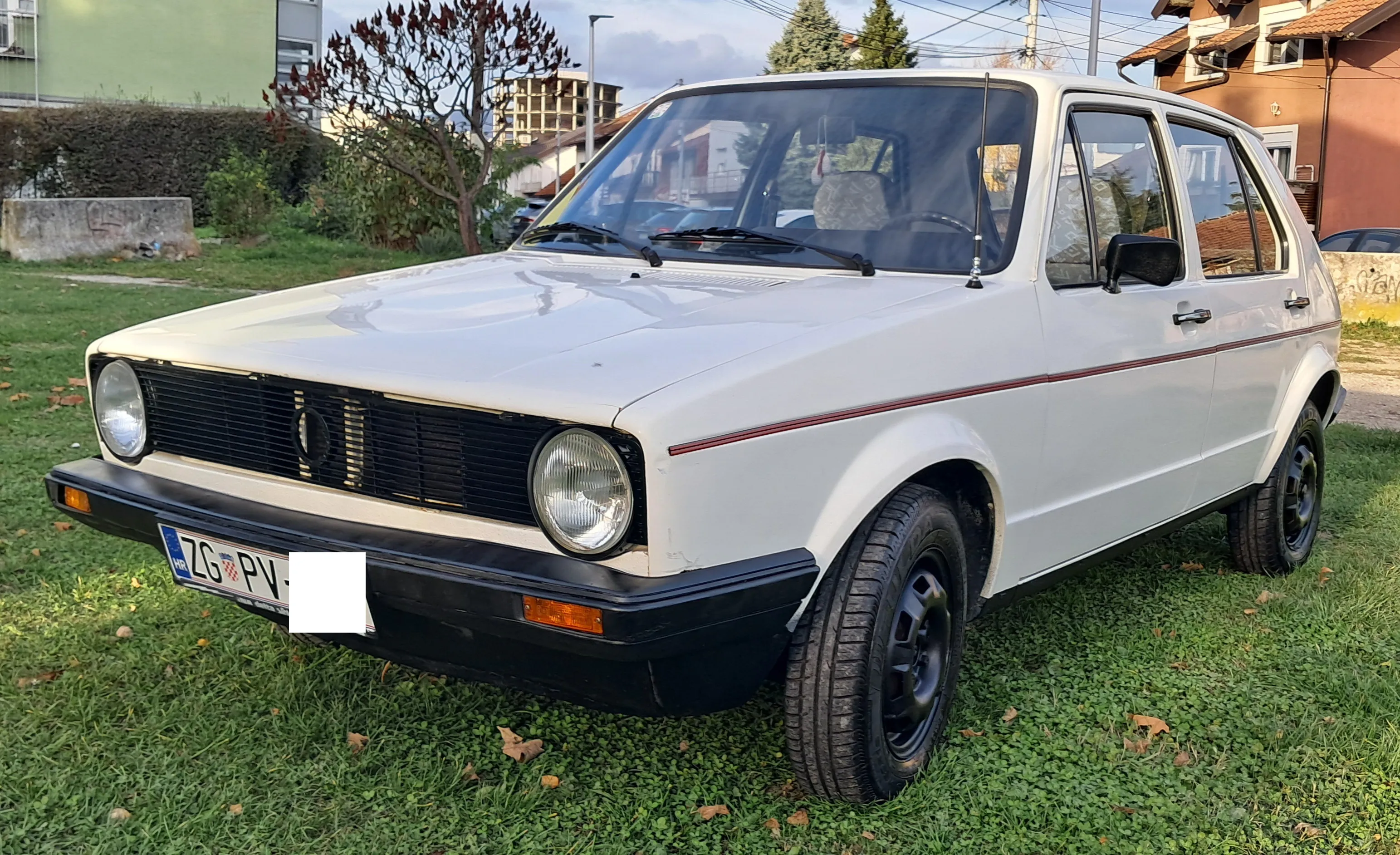 Golf I D, 1.6, 40 kW, TAS, 236.600 km, 2. vl., oldtimer, reg. 5/2026 - cover