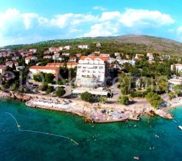 Selce, hotel na moru 4* , prodaja - cover