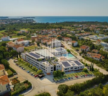 Stan Poreč, Penthouse u novogradnji, DB+3SS, terasa, GPM, blizina mora - cover