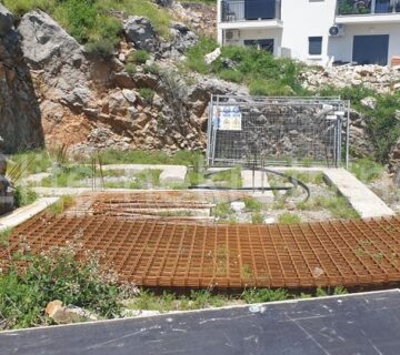 Viškovo - prodaja zemljišta sa započetom gradnjom, 689 m2 - cover