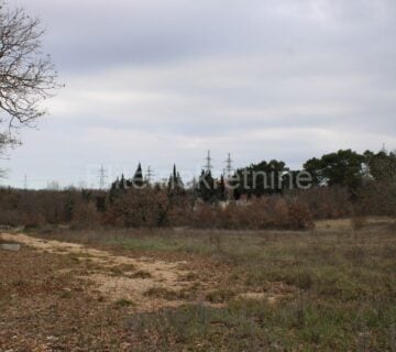 Svetvinčenat - prodaja građevinskog zemljišta 3486m2 - cover