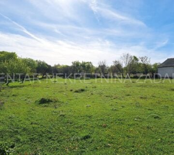 Gornja Slivnica, građevinsko zemljište u blizini plaže - 1.682 m2 - cover