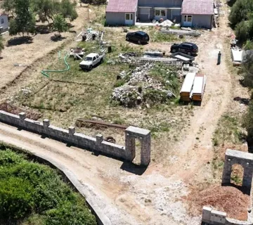 Pelješac, Ston – Agroturistički kompleks / Kušaonica (400 m² ukupno)