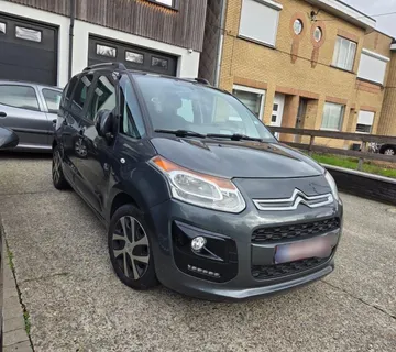 Citroën C3 Picasso 1.2 benzin 2016.,* VOZILO U DOLASKU ** 7200 € ** - cover