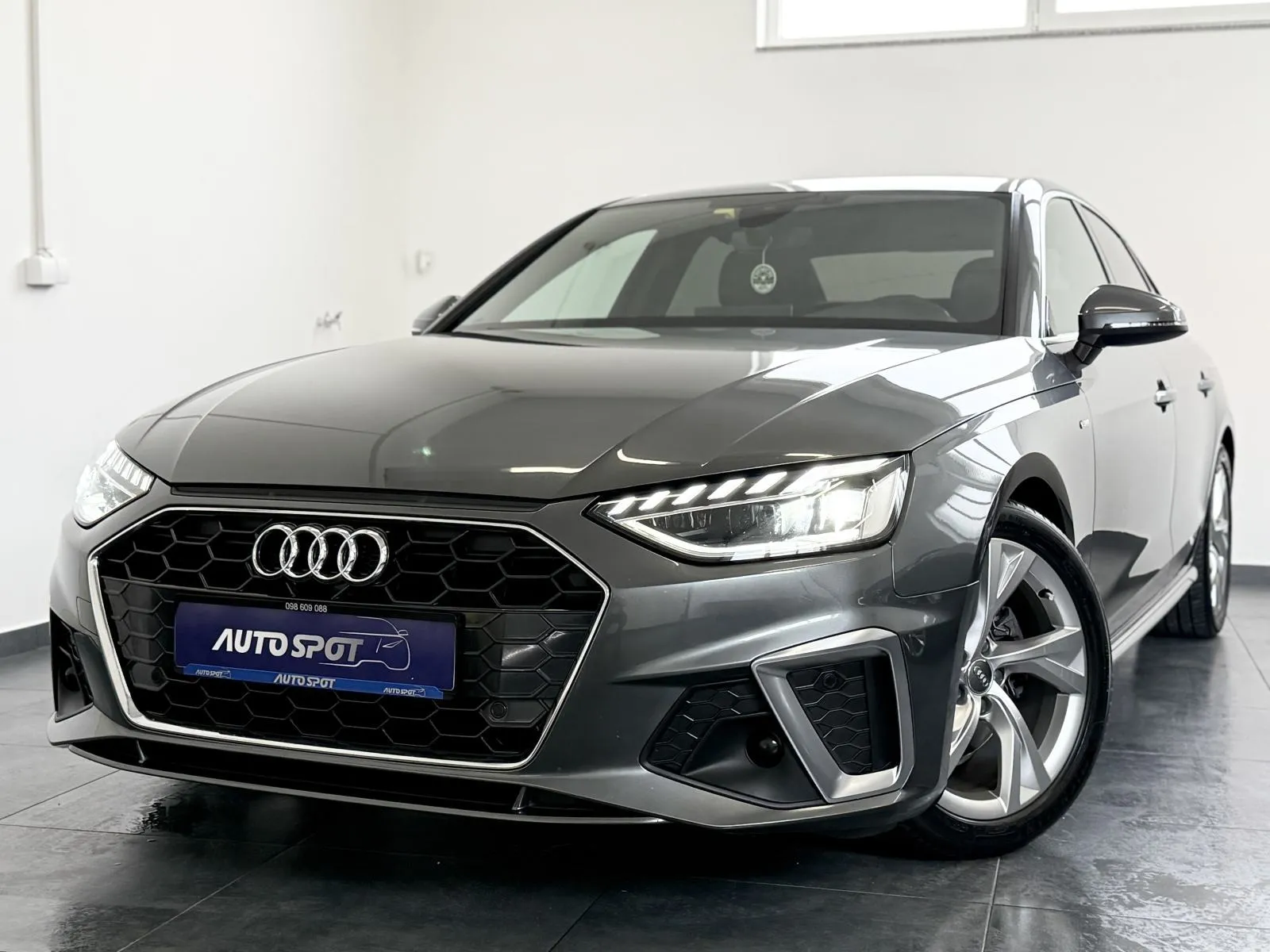 Audi A4 2.0 TDI S-Line•Virtual•Matrix•Jamstvo24MJ•LEASING BEZ UČEŠĆA - cover