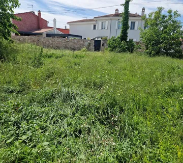 Prodaja, Funtana, Građ. zemljište s dozvolom za kuću, 150 m od mora