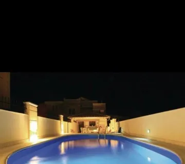 BAZEN IDEALAN ZA KAMPOVE AKCIJA 5.25 X 3.20 X 1.50 BAZEN ZA KUPANJE - cover