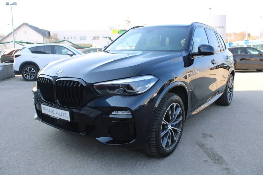 BMW X5 45e xDrive AUTOMATIK M-paket - cover
