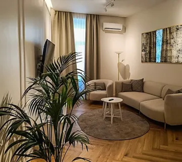 RIJEKA – uređen stan 85 m² u centru s investicijskim potencijalom - cover