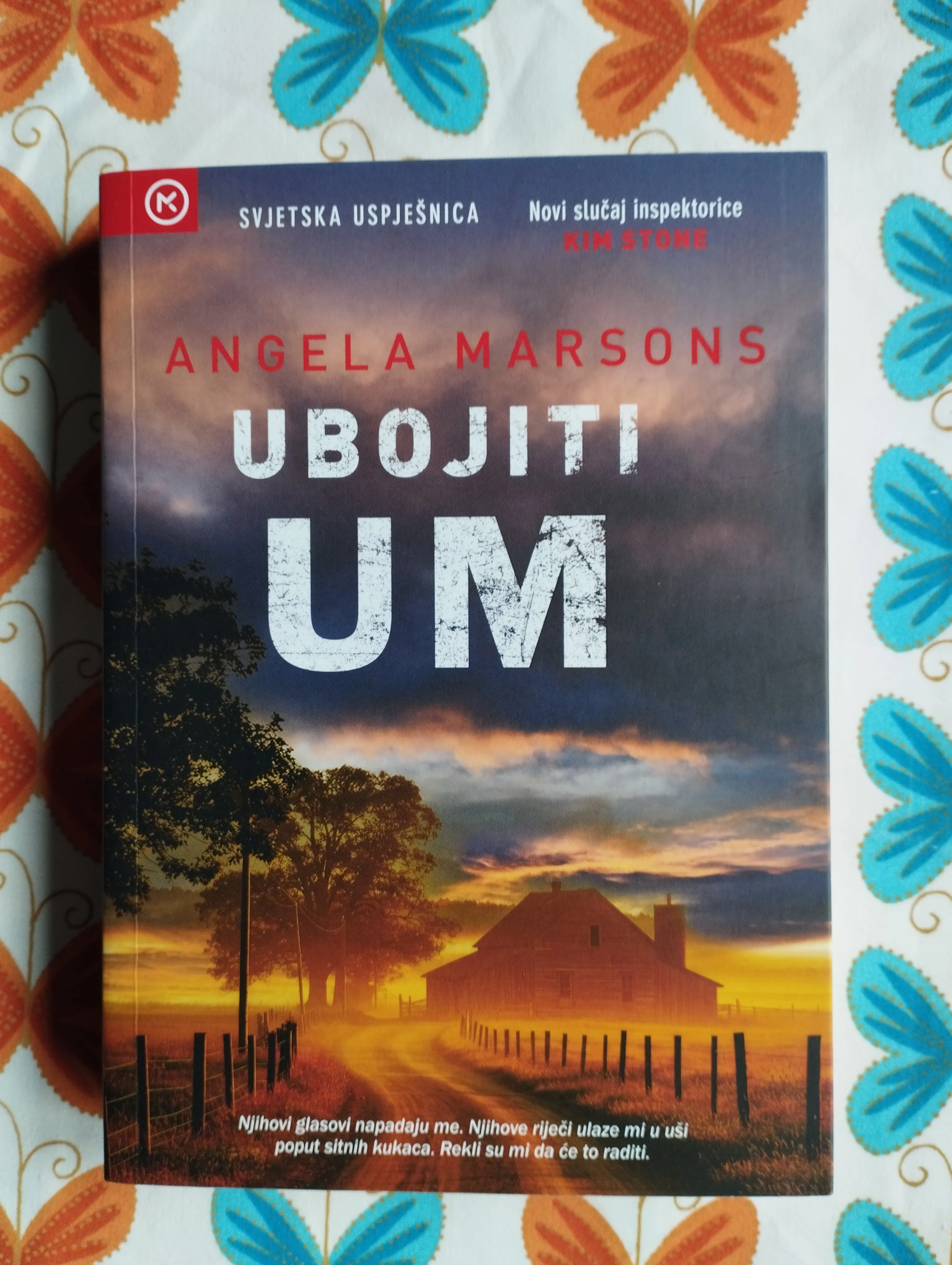 Angela Marsons - Ubojiti um - cover