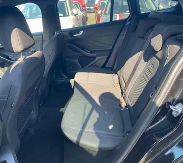 Ford Focus karavan Active,jamstvo do 2 god,vozilo u sustavu pdv-a - cover