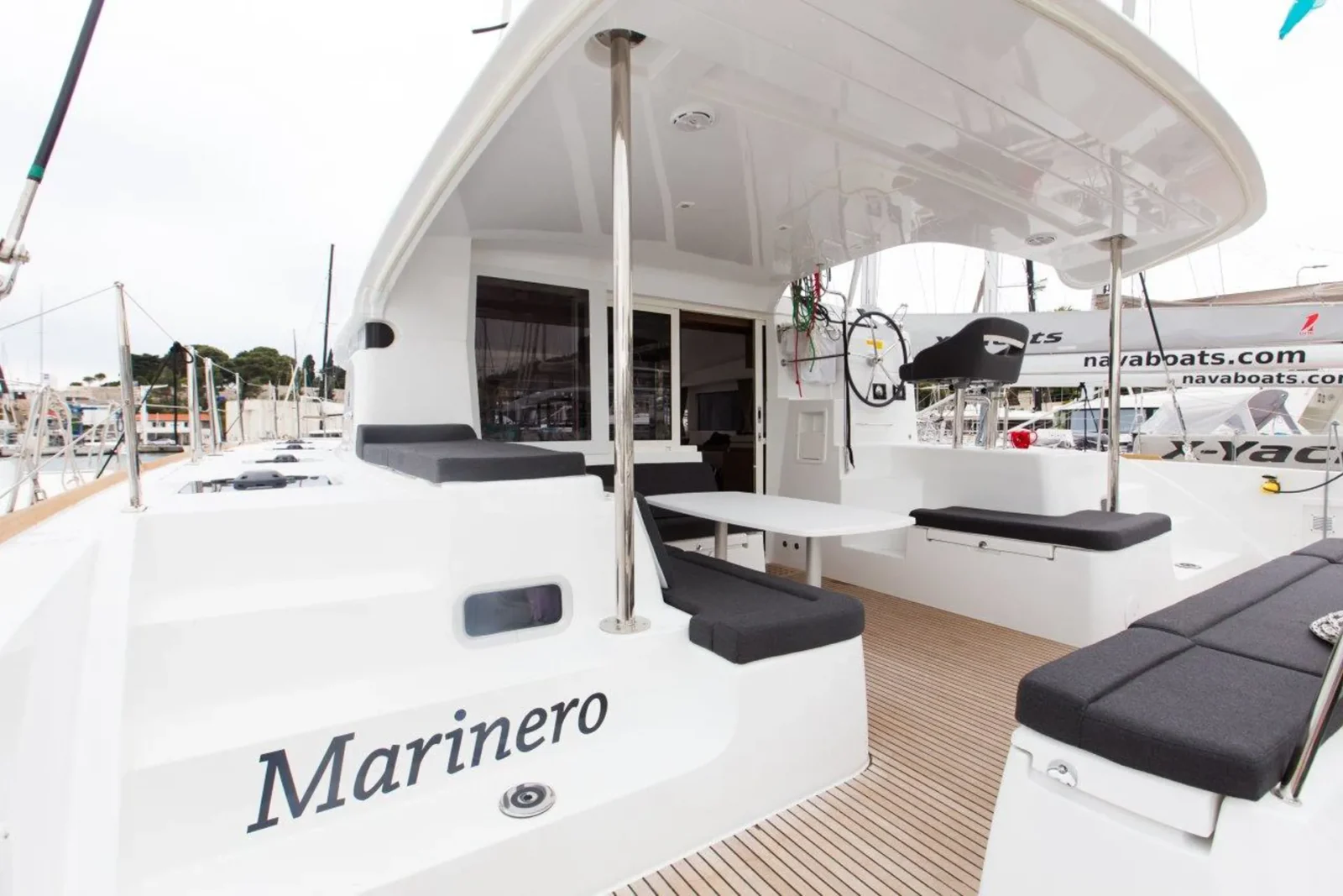 3_004-Deck-Marinero-NavaBoats-f1.jpg