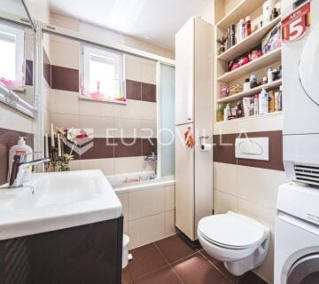 Zagreb, Blato, odličan trosoban stan NKP 78,85 m2 + VPM - cover