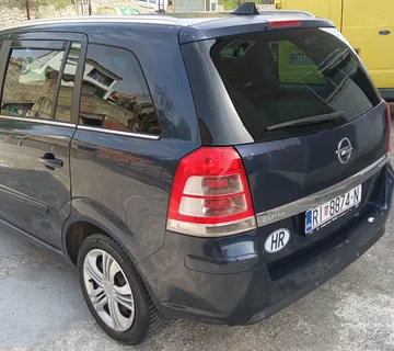 Opel Zafira 1.7Cdti - cover