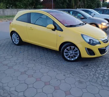 Opel corsa 1.3 cdti - cover