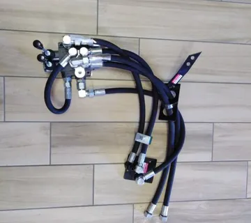 GARNITURA UNUTARNJEG RAZVODNIKA C330 KPL - cover