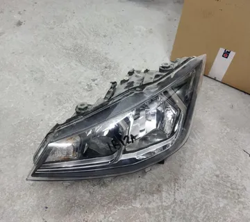 SEAT IBIZA 2018 PREDNJI LIJEVI FAR - cover