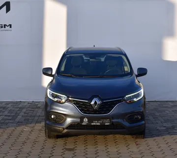 Renault Kadjar 1.5 DCi *JAMSTVO, ODLIČNA OPREMA, DVA SETA GUMA* - cover