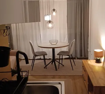 Garsonjera, Utrine - cover