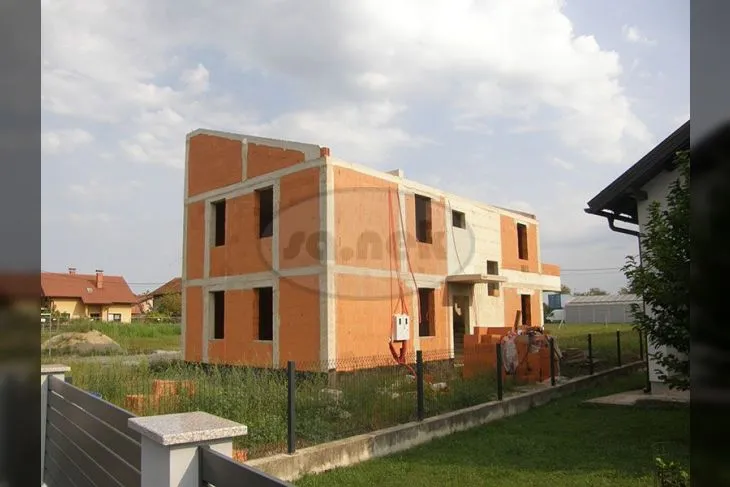 Četverosoban stan - novogradnja - cover