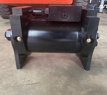 Takeuchi Powertilt TT1A - cover