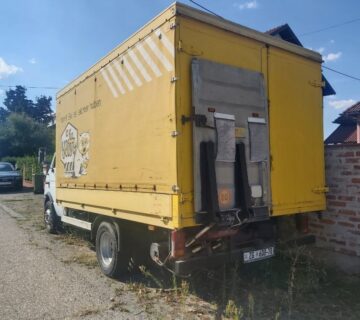 Iveco kamion - cover