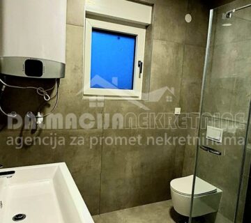 Zadar, Privlaka, stanovi u novogradnji 200 m od mora - cover