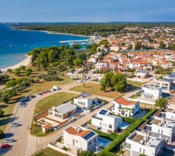 Fažana, luksuzna vila, pogled more, 70 m od prekrasnih plaža i šetnice - cover