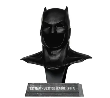 McFarlane DC Direct – Batman (Justice League) Cowl Replica - cover