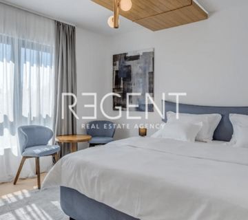 Makarska, Baška Voda - Luksuzna vila 400 m2 s bazenom i pogledom na more - cover