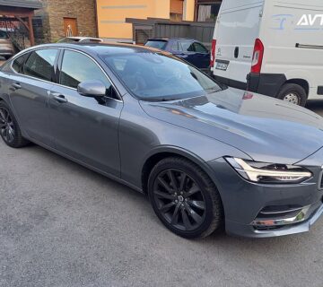 Volvo S90  D4 A AWD Momentum - cover