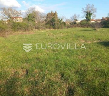 Istra, Čabrunići, građevinsko zemljište 351m2 idealno za gradnju kuće - cover