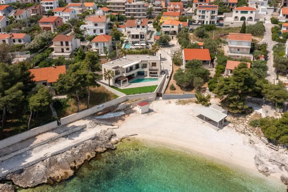 Kuća: Okrug Gornji, 280.00 m2 (prodaja) - cover