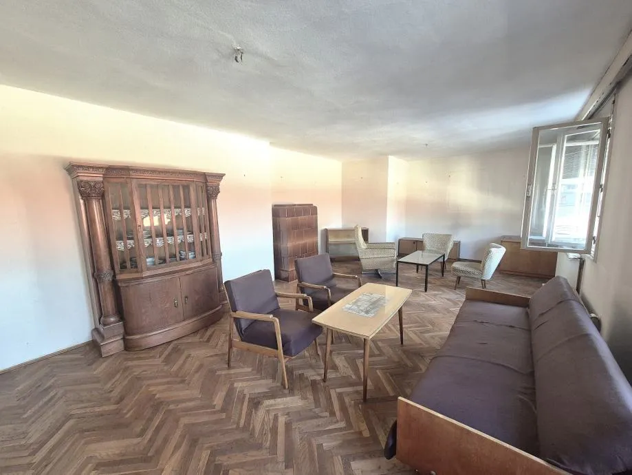 DONJI GRAD - TROSOBAN STAN ZA ADAPTACIJU, 92m2 (prodaja) - cover