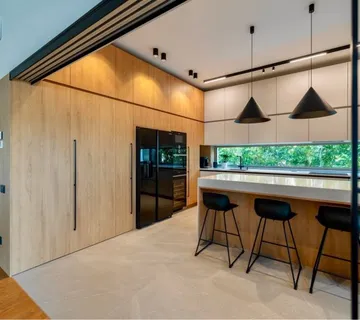 Kuhinja kutna sa otokom - cover