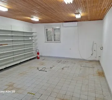 Poslovni prostor: Kaštel Kambelovac, URED SKLADIŠTE 80 M2 - cover