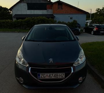 Peugeot 208, 2014god - cover