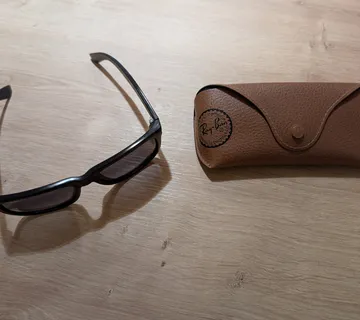 Rabljene sunčane naočale Ray-Ban - cover