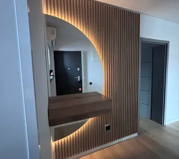 Zidni panem sa ogledalom za hodnik ili sobu - cover