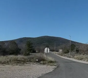 MUĆ GIZDAVAC GRAĐEVINSKO ZEMLJIŠTE 5900 M2 - cover