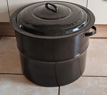 Lonac 30,5 litara NOVO - cover