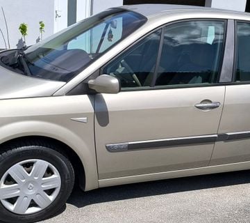 Renault Scenic ll 1.6 16V + plin - cover